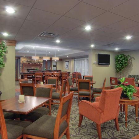 Hampton Inn Wheeling Exterior foto